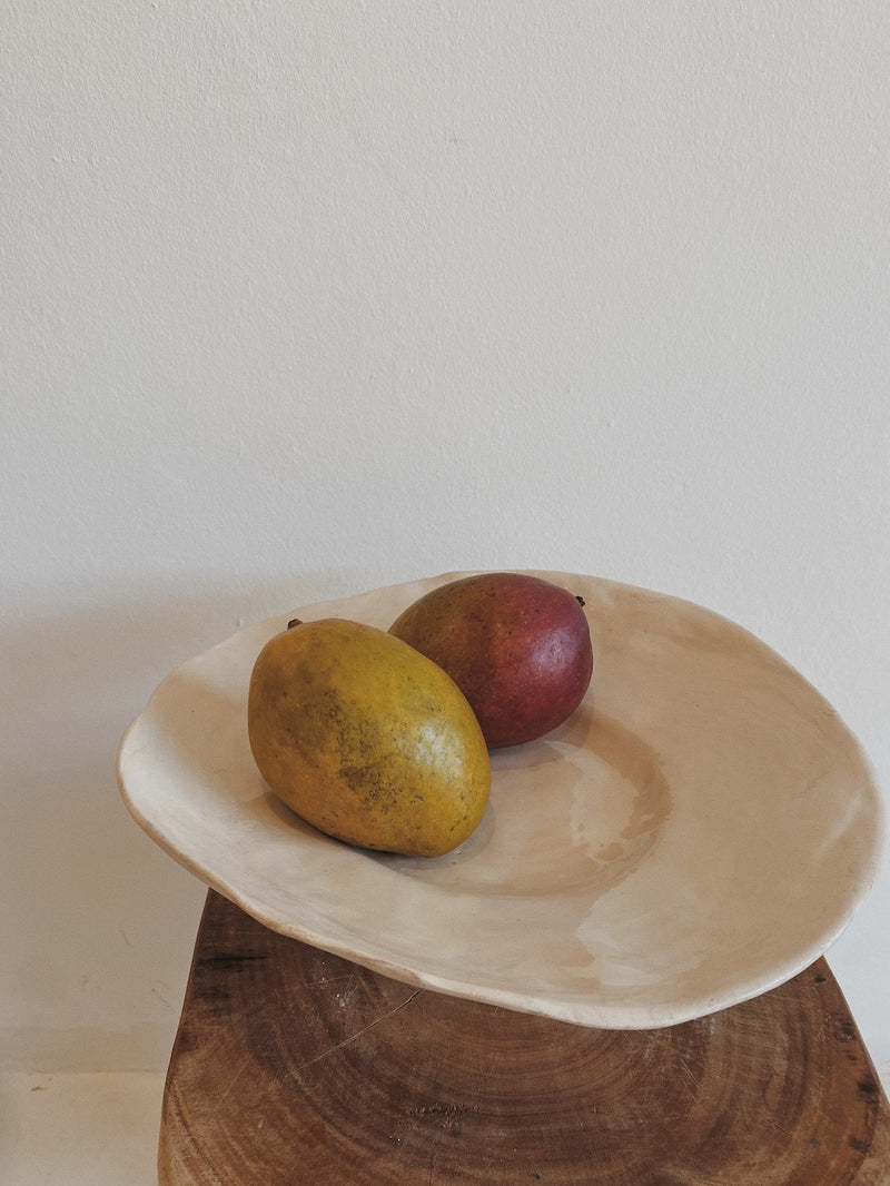 Elevated platter