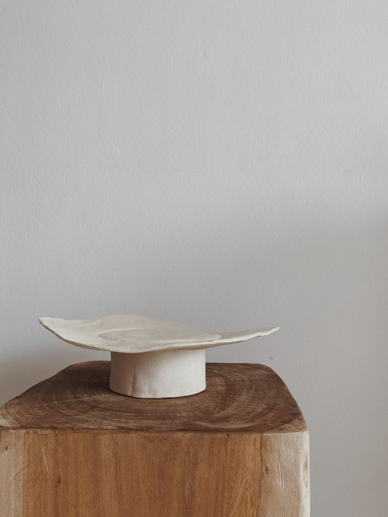 Droopy cake stand |