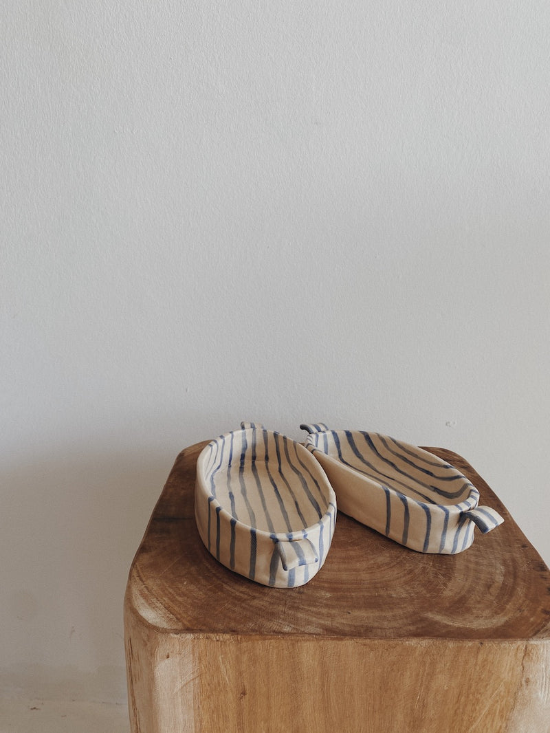 Striped mini casseroles