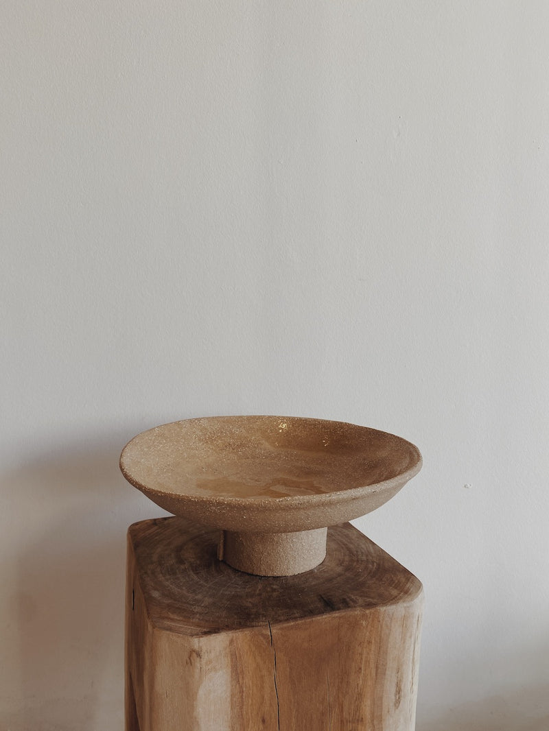 Elevated fruit bowl