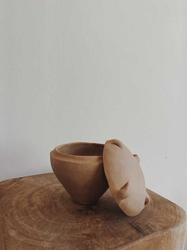 Lidded vessel