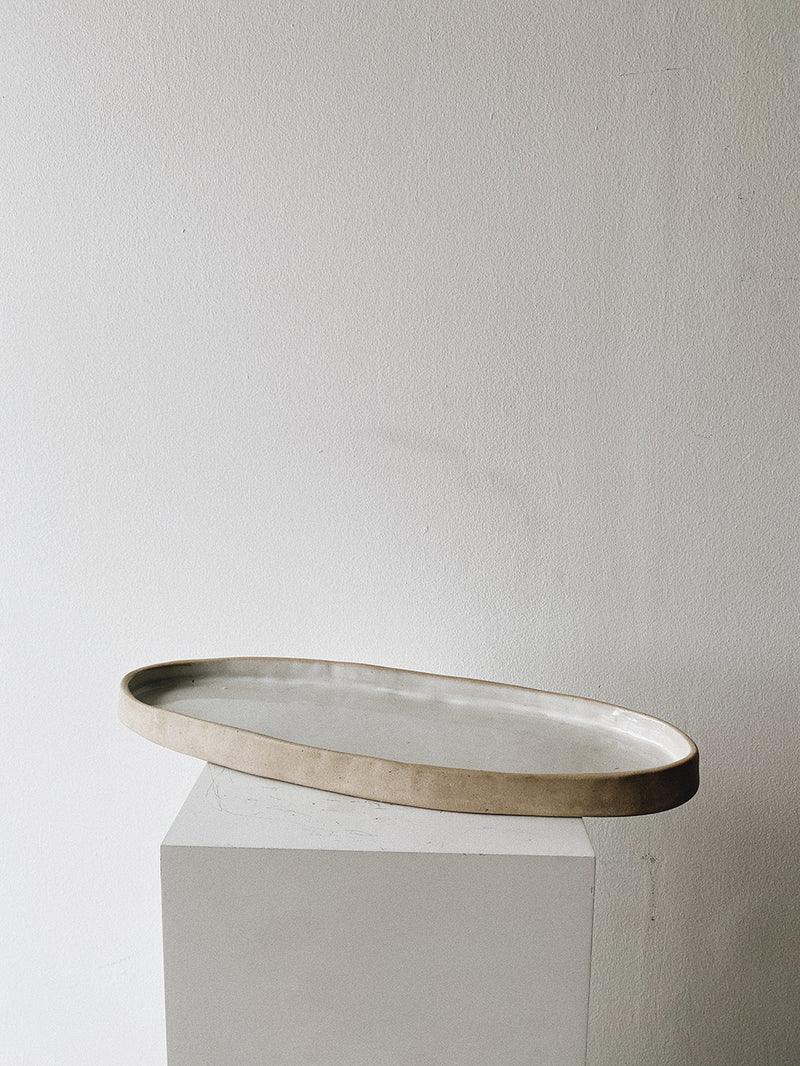Long narrow platter