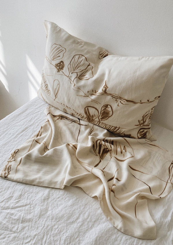 Hand painted silk pillow slips | 01